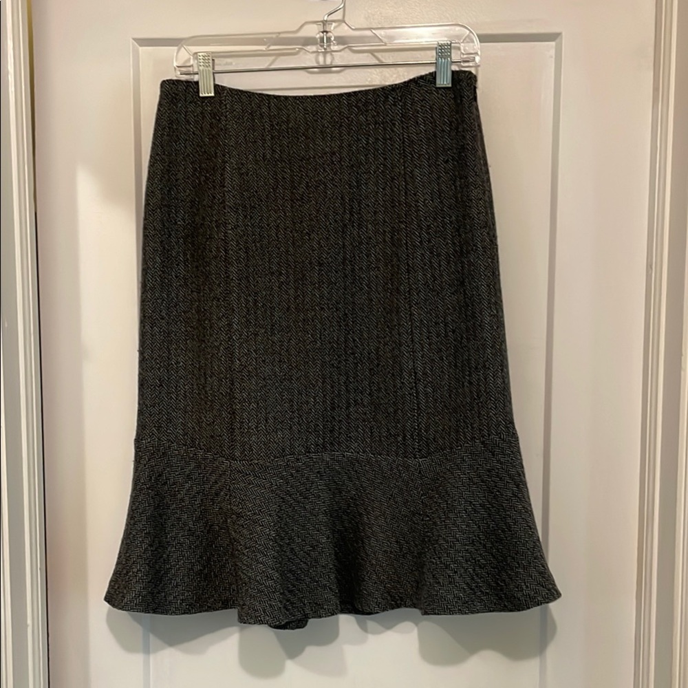 Ann Taylor Gray Midi Trumpet Skirt